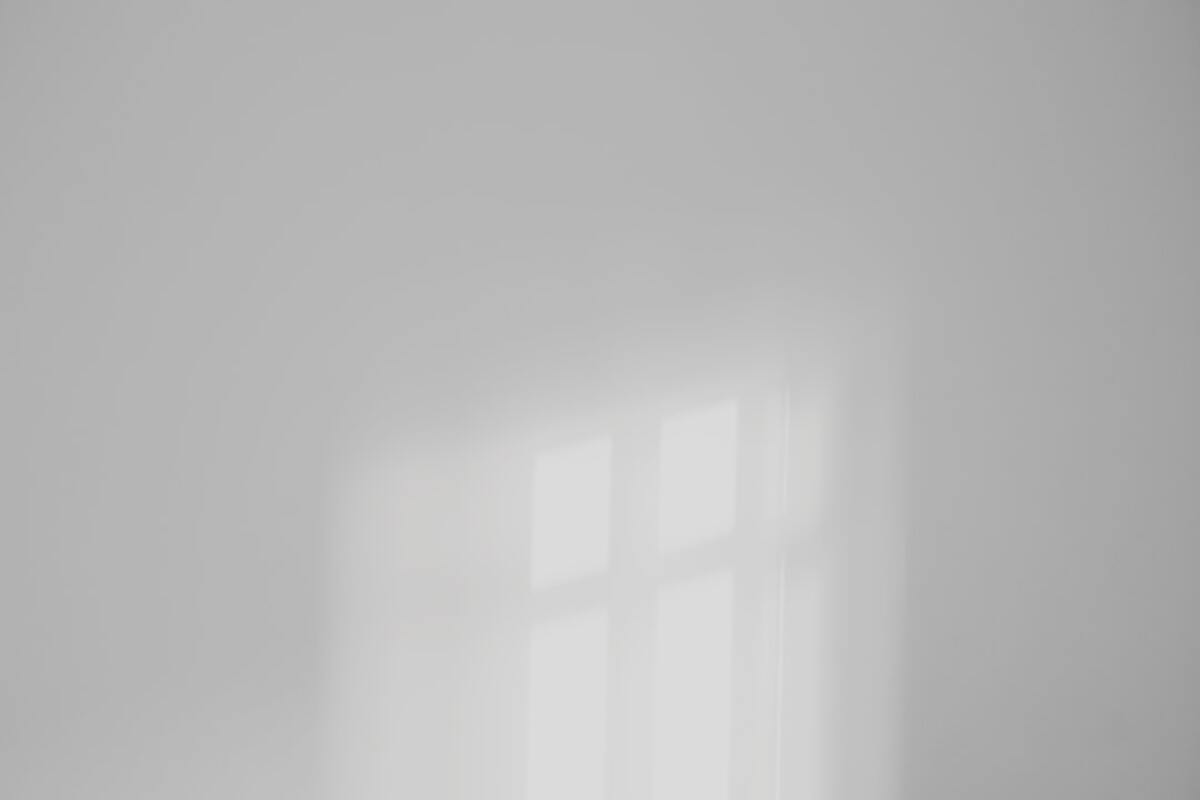 Aerosol Air Sealing: Room-Filling Mist That Finds and Fixes Leaks in Hours