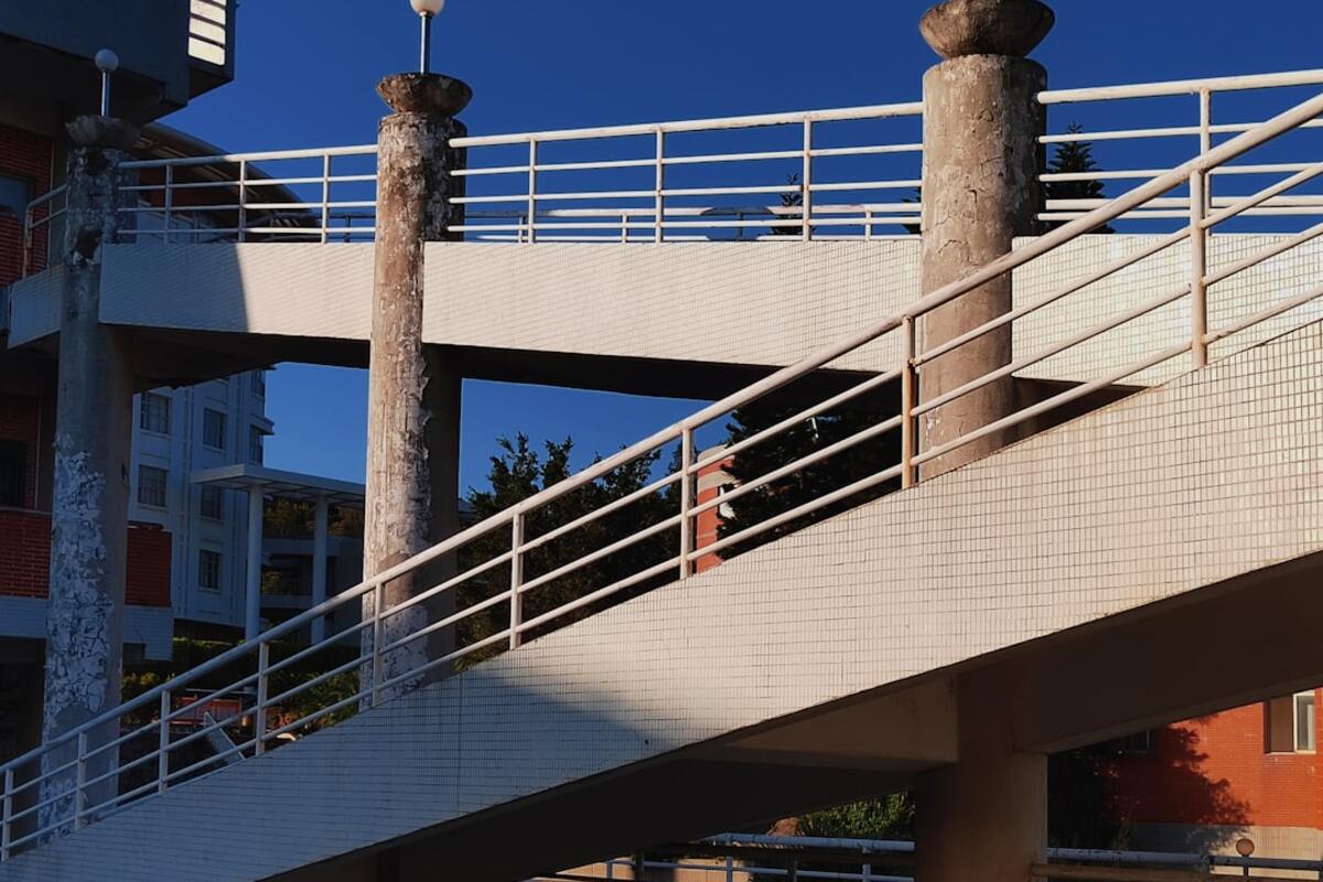 Bolt-On Thermal Breaks for Cantilevered Balconies: A Low-Disruption Retrofit