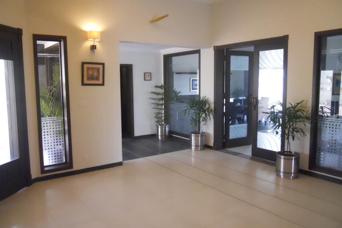 Pocket Doors: When They’re Brilliant—and When They’ll Drive You Crazy