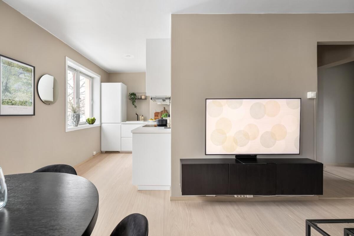 Power Presence: Detecting Your TV State with Matter Energy Plugs
