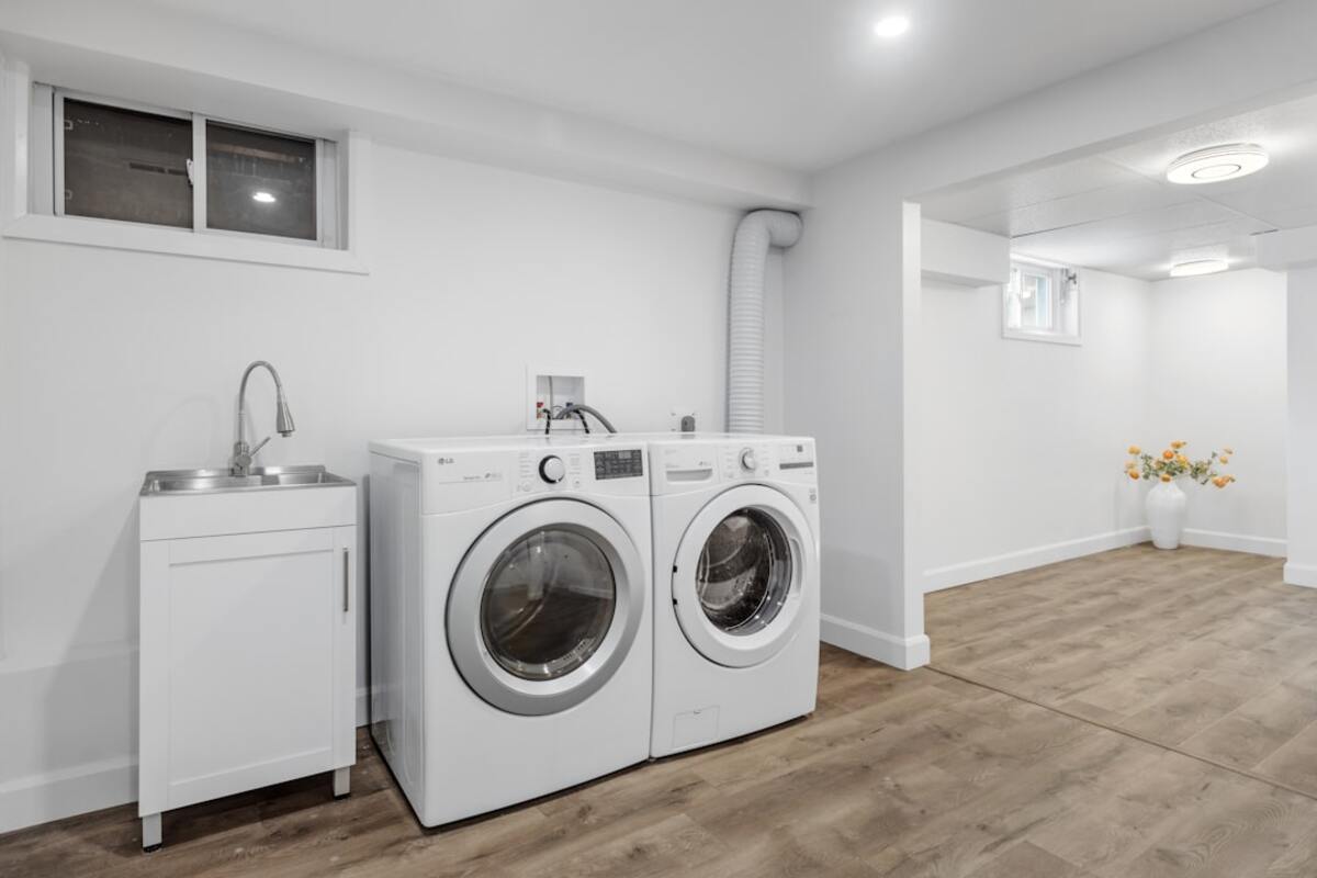 The Hidden Lint Trap: How Dryer Vent Cleaning Cuts Fire Risk and Speeds Up Laundry